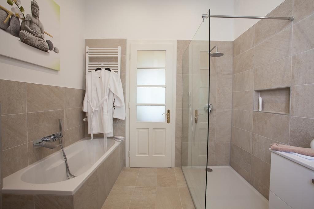 Business Appartements "Villa Muenz" PUY 객실 사진