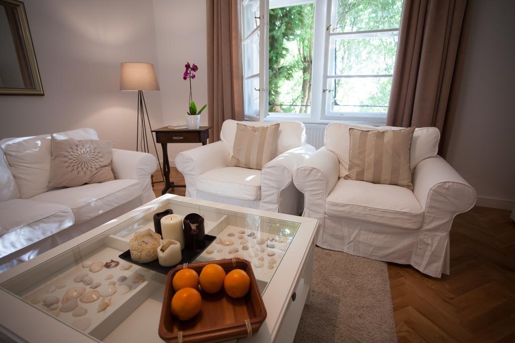 Business Appartements "Villa Muenz" PUY 외부 사진